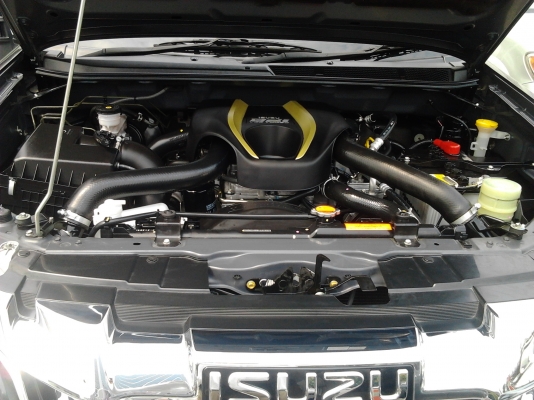 อยากขาย   ตัวท็อป  อีซูซุ   ออนิว  2.5  ยกสูง