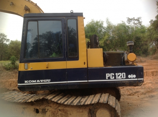 ขายKOMATSU. PC 100-3