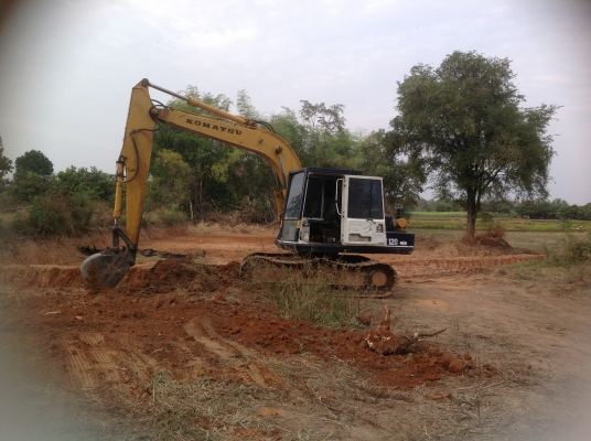 ขายKOMATSU. PC 100-3