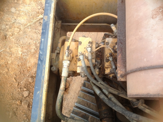ขายKOMATSU. PC 100-3