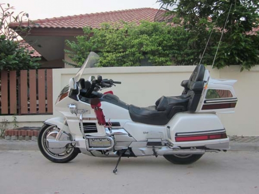 ขายhonda gold wing 1500+ทะเบียน