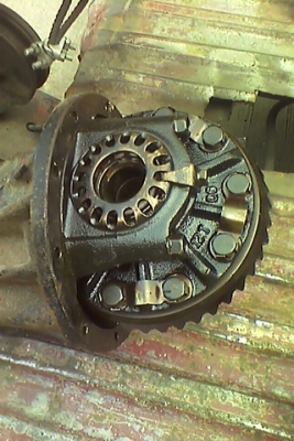 ขายเฟืองท้าย ขอบคุณทุกสาย  ขายแล้วครับ