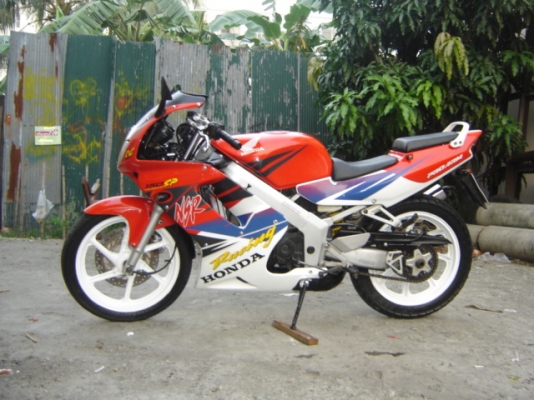 NSR 150SP PROARM มี 2 คัน ทำสีใหม่  ราคา 35000 กับ 39900