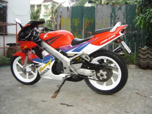 NSR 150SP PROARM มี 2 คัน ทำสีใหม่  ราคา 35000 กับ 39900