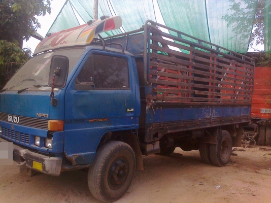 IZUZU NPR 115  เเรงม้า รถประกอบ Fหน้าหลัง รถสวยพร้อมใช้งาน เอกสารพร้อมโอน