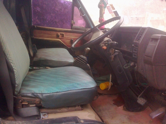 IZUZU NPR 115  เเรงม้า รถประกอบ Fหน้าหลัง รถสวยพร้อมใช้งาน เอกสารพร้อมโอน