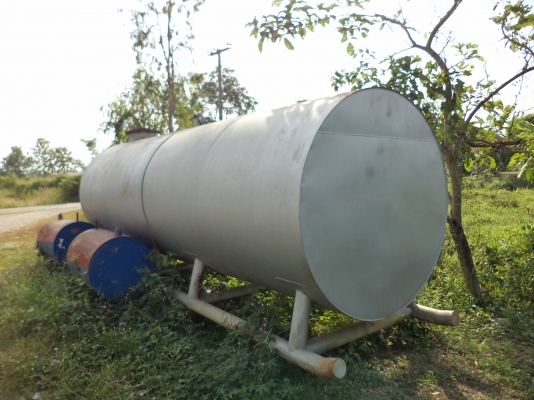 ขายถังน้ำมัน10,000ลิตร 67,000 บาท