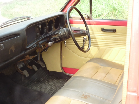 ขายด่วนดัสสันช้างเหยียบ ขายด่วนดัสสันช้างเหยียบ