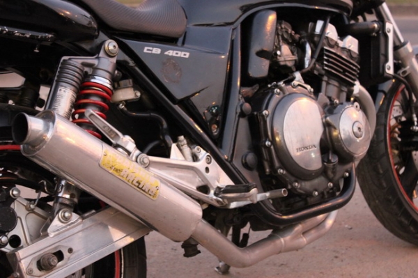 ขาย CB400 ปี93 อินวอยล์สรรพสามิต เครื่องดี ท่อแต่ง