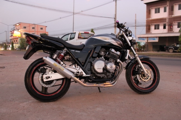 ขาย CB400 ปี93 อินวอยล์สรรพสามิต เครื่องดี ท่อแต่ง