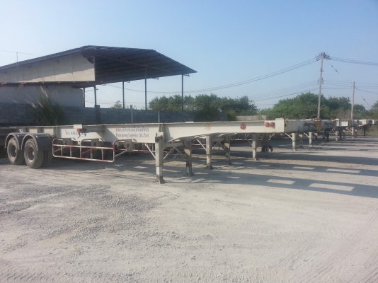 ให้เช่ารถกึ่งพวงบรรทุกตู้คอนเทนเนอร์ ให้เช่ารถกึ่งพวงบรรทุกตู้คอนเทนเนอร์