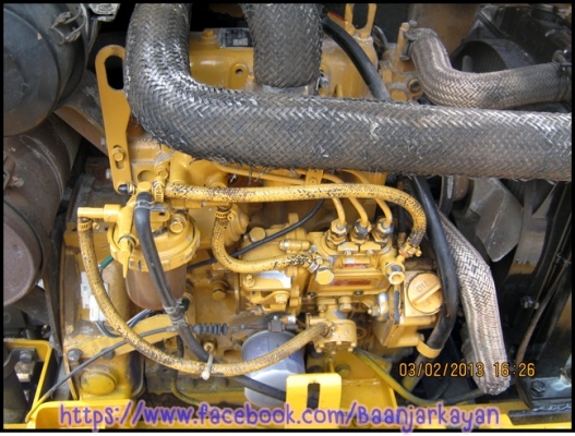 ขายรถขุด KOMATSU BACK HOE PC15-2