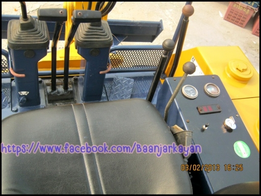 ขายรถขุด KOMATSU BACK HOE PC15-2