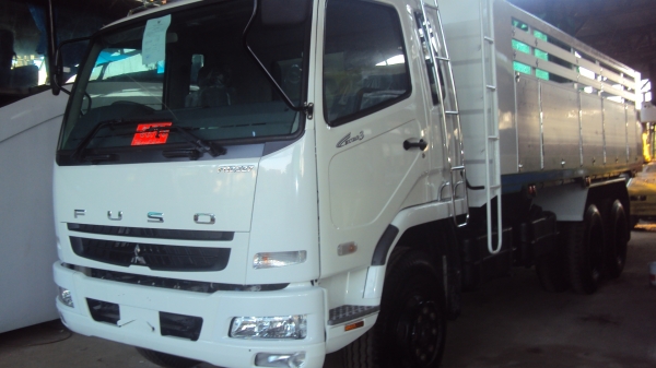 อู่ รวมช่างฯ  รับต่อดั้มพ์สิบล้อ  รับจองสิบล้อฟูโซ่