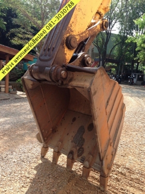 ขาย Komatsu PC200-7 สนใจติดต่อ ท่าม่วง แทรกเตอร์ 081-3030788, 085-1746828
