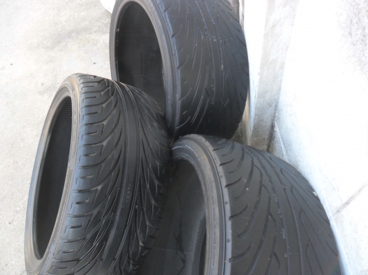 ยาง 245/35ZR19 3 เส้น