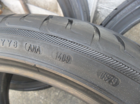 ยาง 245/35ZR19 3 เส้น