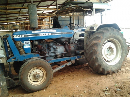FORD 6610 - 1 เพลา เครื่อง T6 สภาพดีพร้อมใช้งานได้เลยครับ อุปกรณ์พร้อม มีใบดันหน้า ผานพรวนดิน 6 เครื่องแรงดีแน่นดีไม่เยิ้ม ระบบหางไฮดรอลิกส์ไม่มีแตก ช่วงล่างแน่นดี ยางดีพร้อมทำงานได้เลย เอกสารสัญญาซื้อขาย ราคาต่อรองได้ครับ