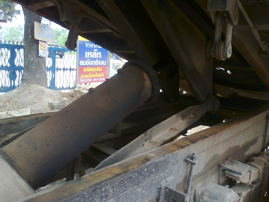 ขาย 6ล้อดั้ม ISUZU หัวยาวเครื่อง 6BD1 165แรง เฟืองท้ายของนางฟ้า 240 ทะเบียนพร้อมโอน