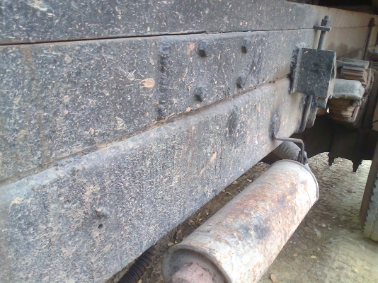 ขาย 6ล้อดั้ม ISUZU หัวยาวเครื่อง 6BD1 165แรง เฟืองท้ายของนางฟ้า 240 ทะเบียนพร้อมโอน