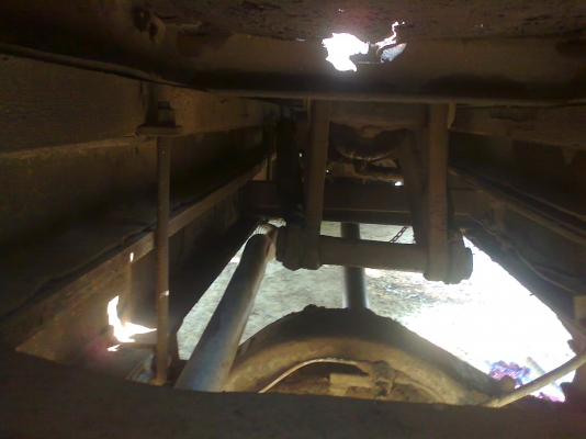 ขาย 6ล้อดั้ม ISUZU หัวยาวเครื่อง 6BD1 165แรง เฟืองท้ายของนางฟ้า 240 ทะเบียนพร้อมโอน