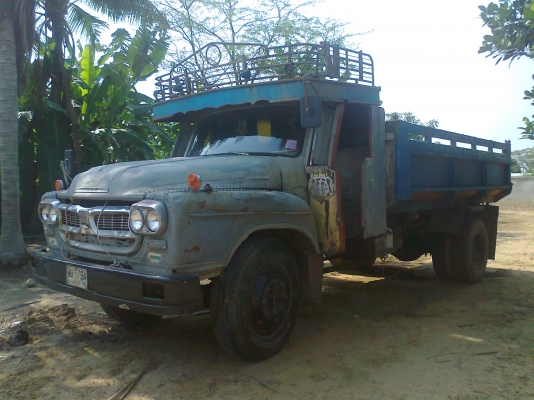 ขาย 6ล้อดั้ม ISUZU หัวยาวเครื่อง 6BD1 165แรง เฟืองท้ายของนางฟ้า 240 ทะเบียนพร้อมโอน