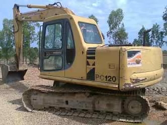 KOMATSU PC 120-6 เอกสารเล่มทะเบียน ไฟฟ้าหน้าจออยู่ครบ เครื่องเดิมปั๊มเดิมทำงานเร็วไม่โหลด ภายในเก๋งอุปกรณ์ภายในอยู่ครบ บูมอาร์มสวยไม่มีปะ ช่วงล่างแน่นดี พร้อมใช้งานได้เลย ราคาต่อรองได้นะครับ