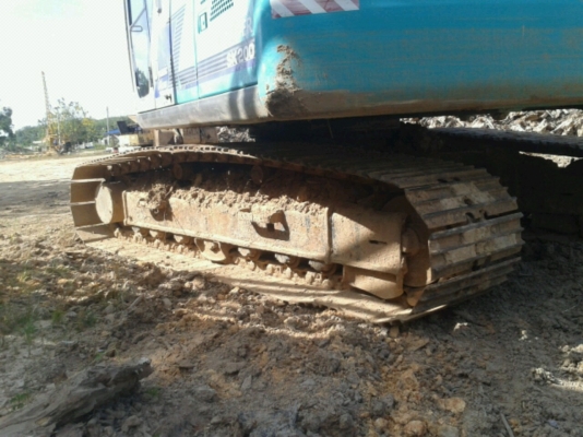 ขายแบคโฮโคเบลโก รุ่น SK200  สนใจติดต่อ คุณ ธีรเดช(ส่อง) 081-0873744