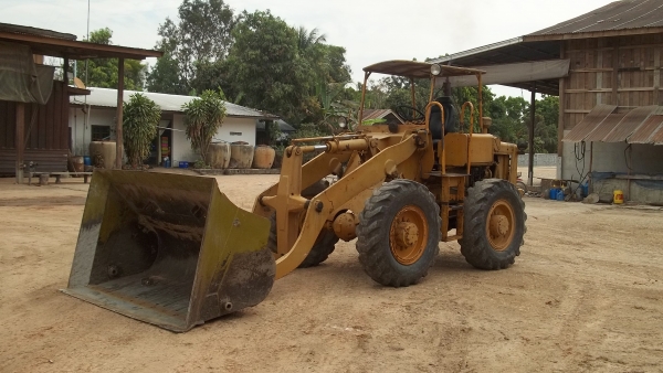 ขายด่วน รถตักล้อยาง JH 30