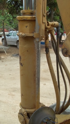 ขายด่วน รถตักล้อยาง JH 30