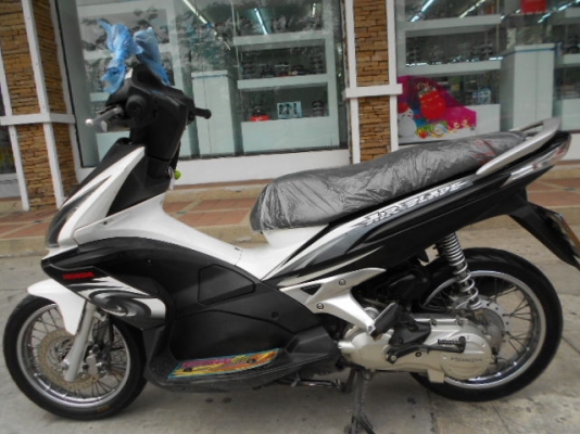 Air Blade เครื่องดีมากๆครับ สภาพเนียนสวย เราคาถูกๆครับ