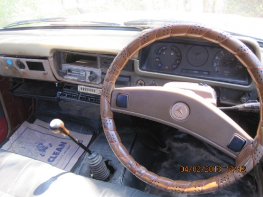 ขายกระบะโตโยต้า LN-30 4 ขอช่วงสั้นเก่าๆ 1 คัน