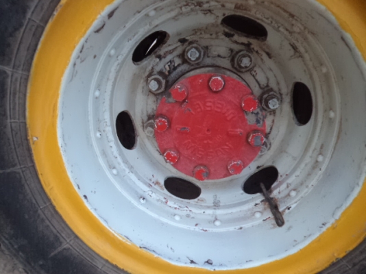 ขายรถ6ล้อฮีโน่KL340เป็นเทเลอร์เข็นรถเกียวและแม็กโค สภาพสวยๆพร้อมใช้งาน ขายรถ6ล้อฮีโน่KL340เป็นเทเลอร์เข็นรถเกียวและแม็กโค สภาพสวยๆพร้อมใช้งาน