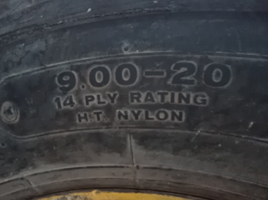 ขายรถ6ล้อฮีโน่KL340เป็นเทเลอร์เข็นรถเกียวและแม็กโค สภาพสวยๆพร้อมใช้งาน ขายรถ6ล้อฮีโน่KL340เป็นเทเลอร์เข็นรถเกียวและแม็กโค สภาพสวยๆพร้อมใช้งาน