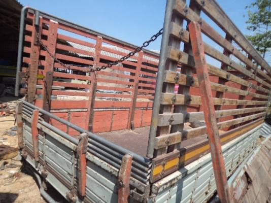 ขายกะบะรถ6ล้อ ยาว5.30 สภาพสวยๆพร้อมยกใสใช้งานได้เลยคับ