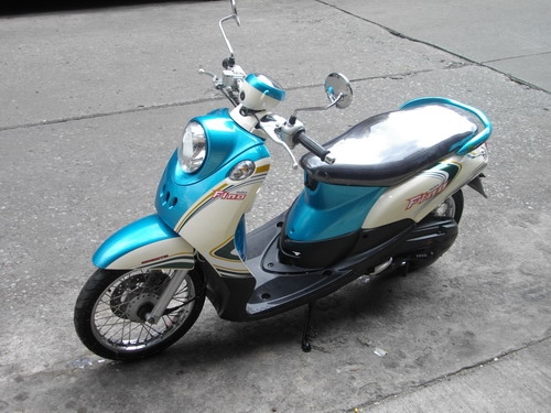 ขาย Yamaha Fino สีเขียว-ขาว สวยเด่น เครื่องเดิมดียอดเยี่ยม ขับดีมาก ราคา 23500 บาท