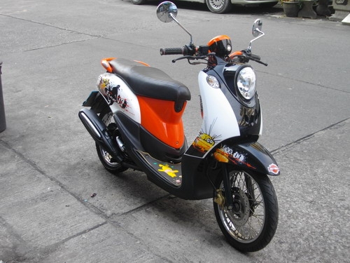 ขาย Fino Extreme สีดำ-ส้ม-ขาว สวยจ๊าบ เครื่องเดิมๆดียอดเยี่ยม95\% ขับดีมาก ราคา 22500 บาท