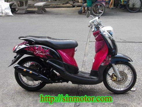 ขาย Fino Fashion สีดำ-ชมพู-ขาว ขับแค่1000โล สวยกิ๊บกิ๊บ ไร้ริ้วรอย เครื่องเดิมสดสด97\% 22500 บาท