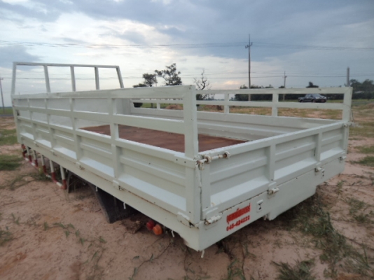 ขายกะบะรถ6ล้อเหล็กทั้งลูก ยาว5.30 สภาพสวยๆพร้อมยกใสใช้งานได้เลยคับ