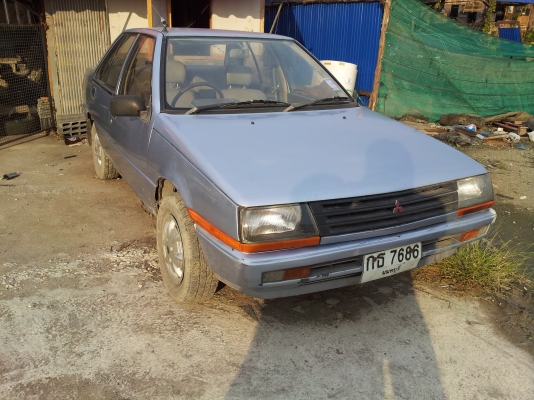 ขายรถเก๋ง สภาพดี เครื่องวิ่งฉิว พร้อมชุดแก๊ส 1ชุด