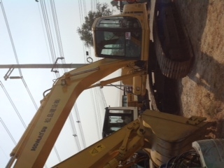 ขายด่วนรถแบคโฮ KOMATSU PC200-6