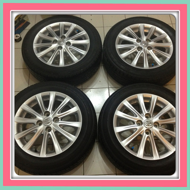 ขายแม็กเดิมมือ2 NEW VIOS 12 ก้าน ขอบ 15 4/100 +ยางปลายปี10 ราคา 9,900 บาทถูก