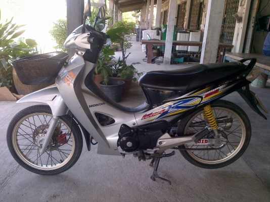 ด่วน!!!!!เวฟ125Rสต๊าทมือ กุญแจใหญ่ ปี49 รถเครื่องดี พร้อมใช้ ทะเบียน+เอกสารโอน ภาษีไม่หมด 088-2197709