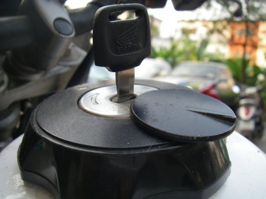 **ฮอนด้า nx125 4จังหวะ 6เกียร์ cdi สตาร์ทมือจ้า..สดๆจากญี่ปุ่น