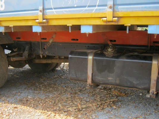 ขาย6ล้อ NPR 57 L 100 แรงม้า พร้อมส่งนักเรียน 420000 บาท