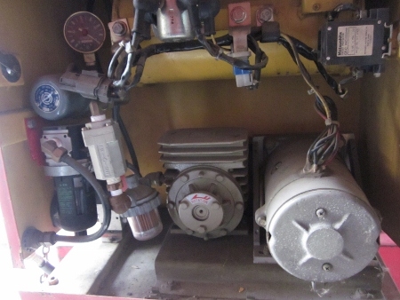 ขาย-Robot ดูดกระจก ยี่ห้อ KOMATSU ใช้สำหรับงานติดตั้งกระจก ขาย-Robot ดูดกระจก ยี่ห้อ KOMATSU ใช้สำหรับงานติดตั้งกระจก