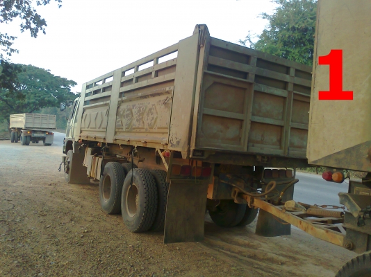 ต้องการ nissan nv