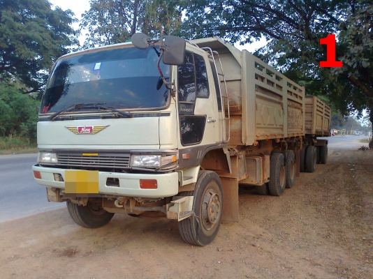 ต้องการ nissan nv