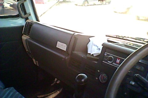 ขายด่วน6ล้อติดเครนยูนิค4ตันตัวรถยาว7เมตร30ด่วนราคา1ล้านสภาพสวย