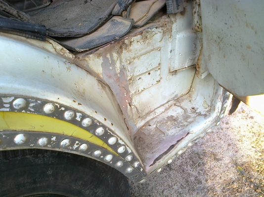 HINO KM340 - 110 HP DQ100 กระบะเหล็กคอกไม้ยาว 5 เมตรสวยมากครับ เครื่องแห้งดีมากไม่มีเยิ้ม หัวเก๋งบางๆไม่ผุเลยภายในคอนโซลอยู่ครบพร้อม ช่วงล่างคัชซีสวยไม่แตกไม่ดาม ยาง 7.50 ขอบ 16 สภาพดีพร้อมบรรทุกพร้อมใช้งาน เอกสารทะเบียนภาษีครบไม่มีขาด พร้อมโยนเล่ม ราคาต่